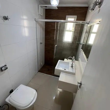 Apartamento em Guarujá- Praia da Enseada.-3